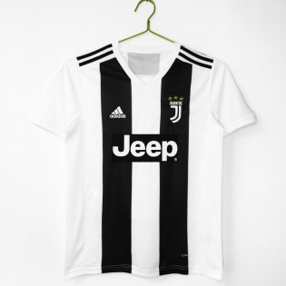 Retro Juventus Home Jersey 2018/19